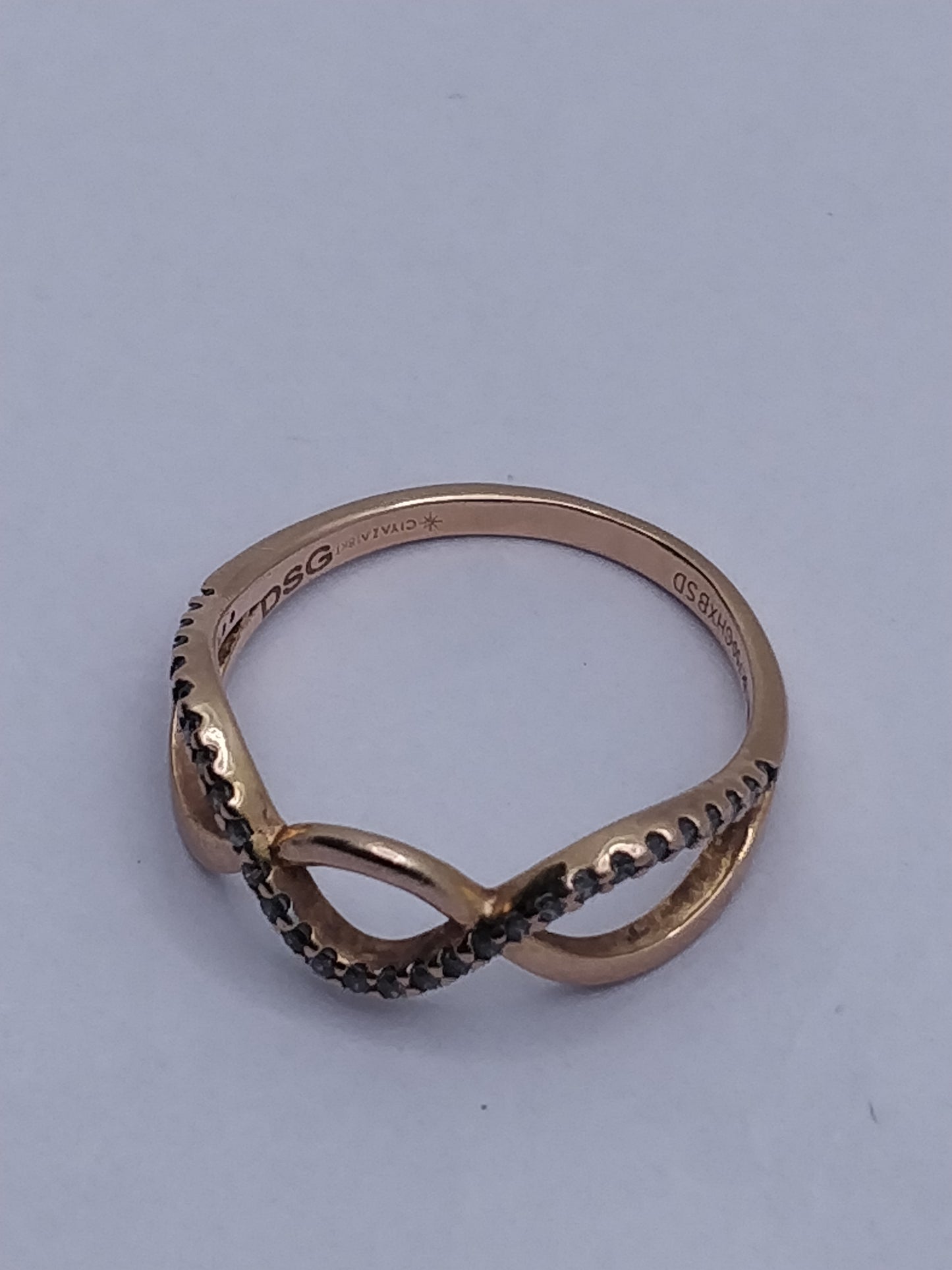 Classic Yellow Gold Finger Ring for Ladies | Purity 18 Carat | Weight 2.11G